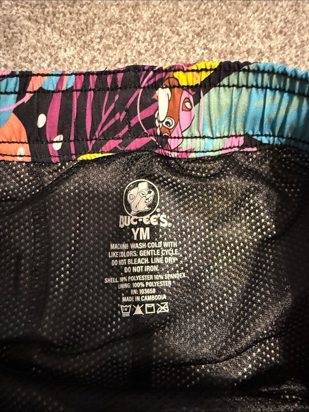 Kids Tropical Buc-ee’s Swim Trunks - Picture 2 of 3